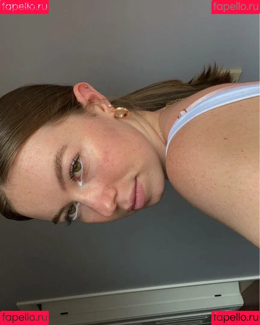 Stephanie Cox Onlyfans Photo Gallery 