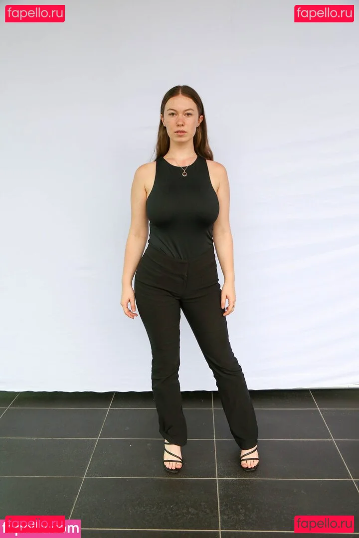 Stephanie Cox Onlyfans Photo Gallery 