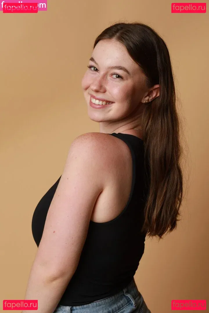 Stephanie Cox Onlyfans Photo Gallery 