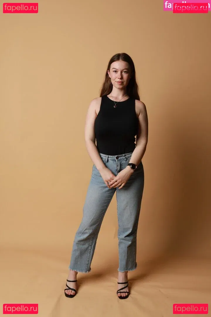 Stephanie Cox Onlyfans Photo Gallery 