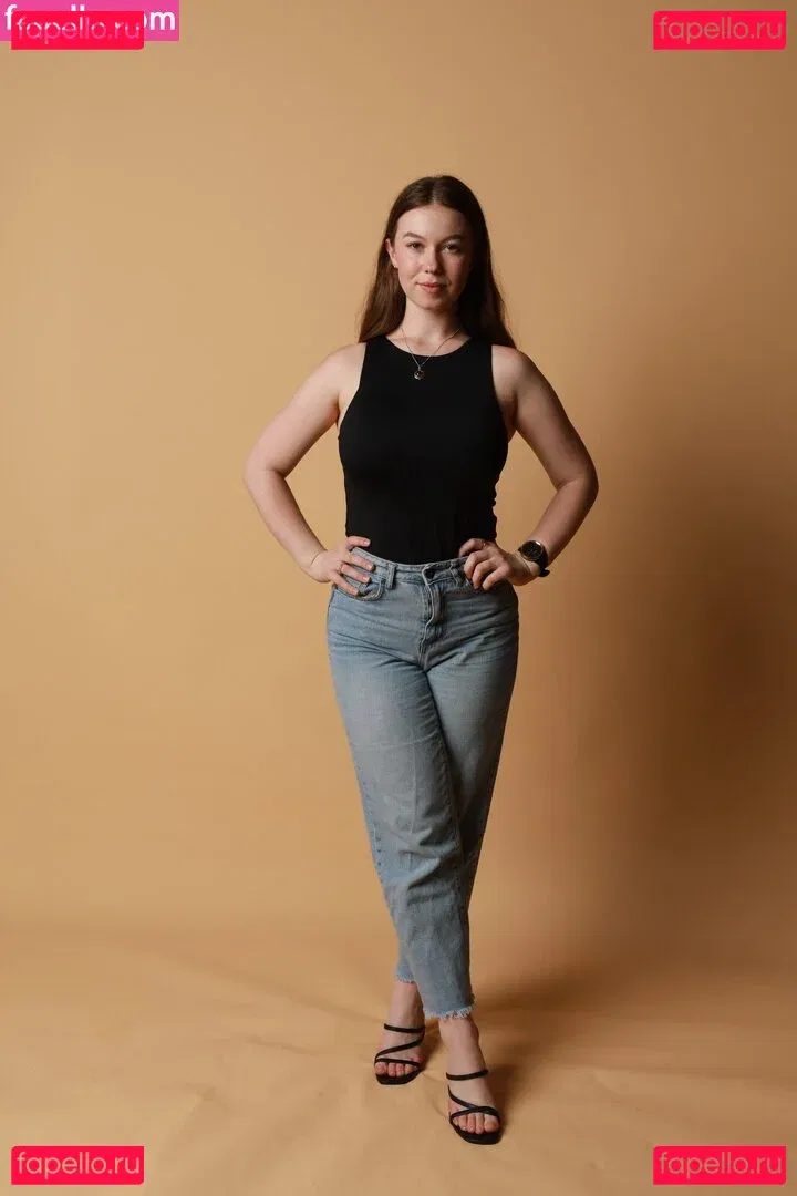 Stephanie Cox Onlyfans Photo Gallery 