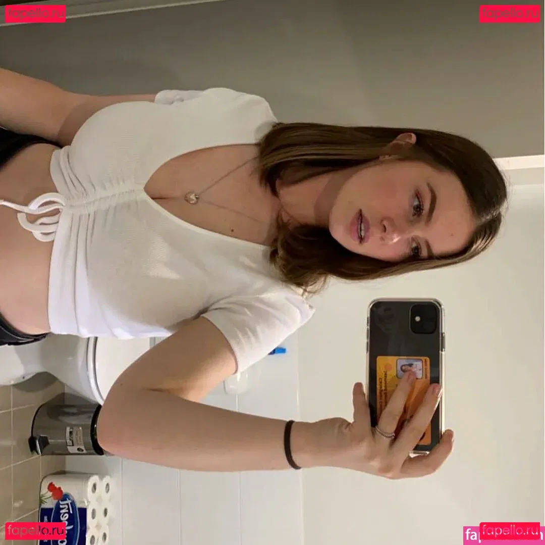 Stephanie Cox Onlyfans Photo Gallery 