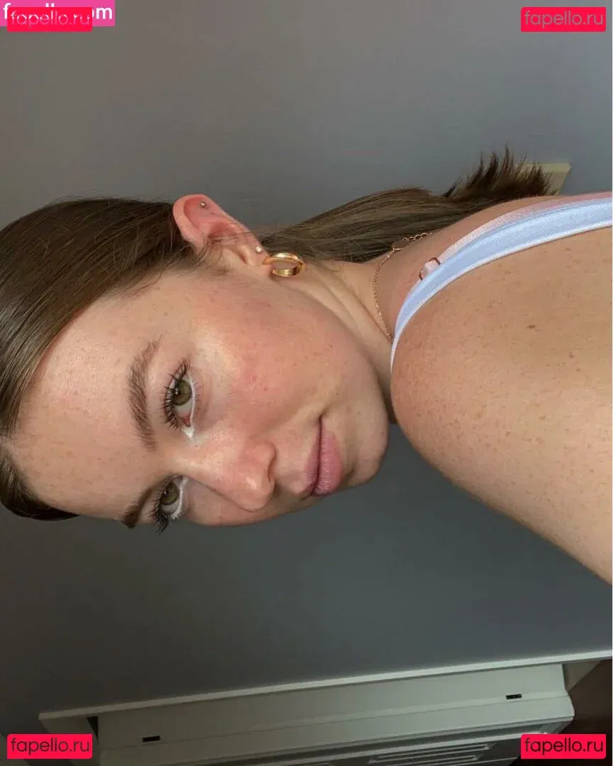 Stephanie Cox Onlyfans Photo Gallery 