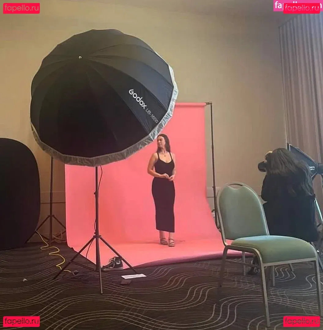 Stephanie Cox Onlyfans Photo Gallery 