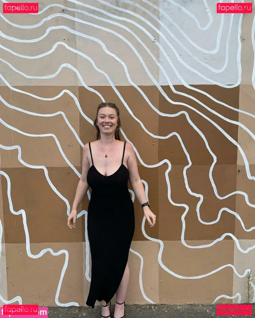 Stephanie Cox Onlyfans Photo Gallery 