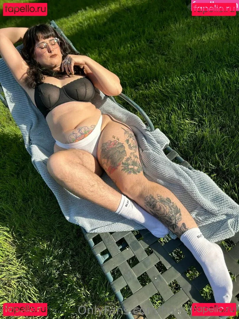 hairyfairy420 Onlyfans Photo Gallery 