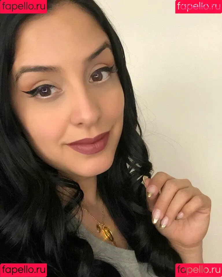 Laura Stylez Onlyfans Photo Gallery 