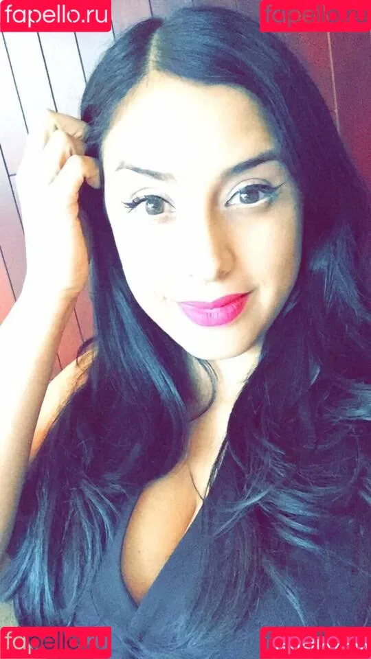 Laura Stylez Onlyfans Photo Gallery 