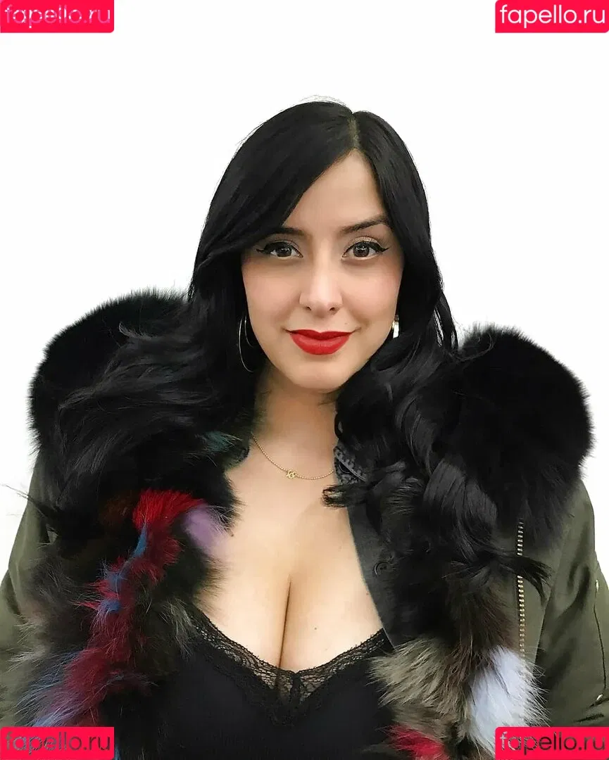 Laura Stylez Onlyfans Photo Gallery 