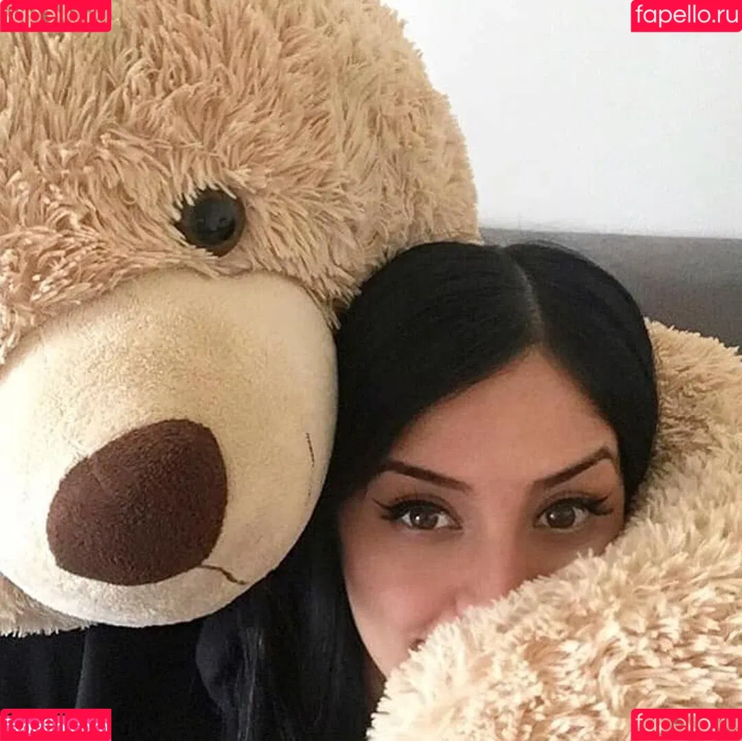 Laura Stylez Onlyfans Photo Gallery 