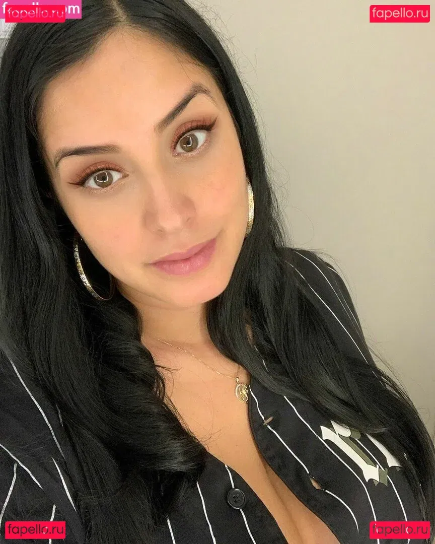 Laura Stylez Onlyfans Photo Gallery 