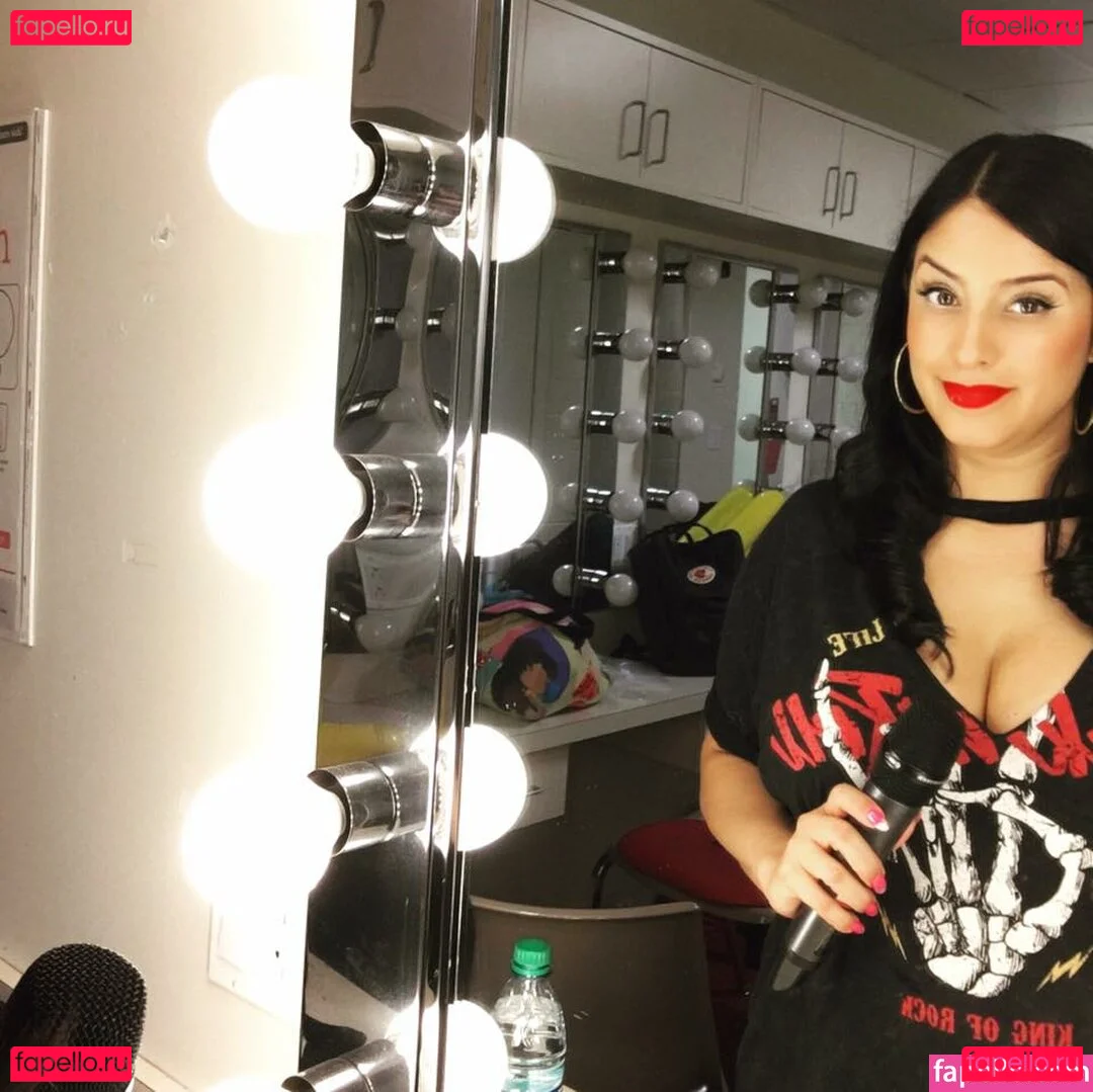 Laura Stylez Onlyfans Photo Gallery 