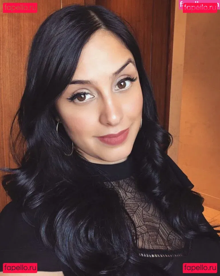 Laura Stylez Onlyfans Photo Gallery 