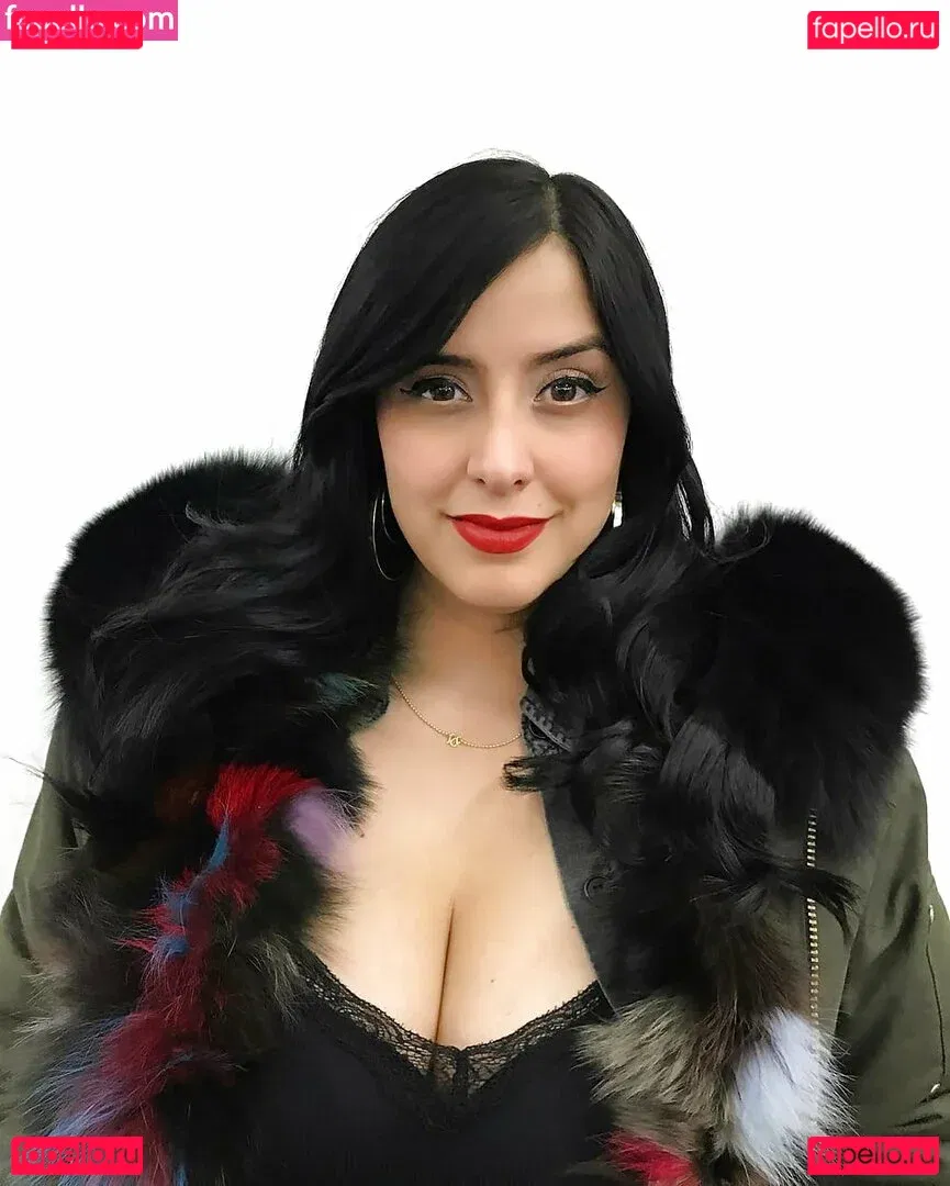 Laura Stylez Onlyfans Photo Gallery 