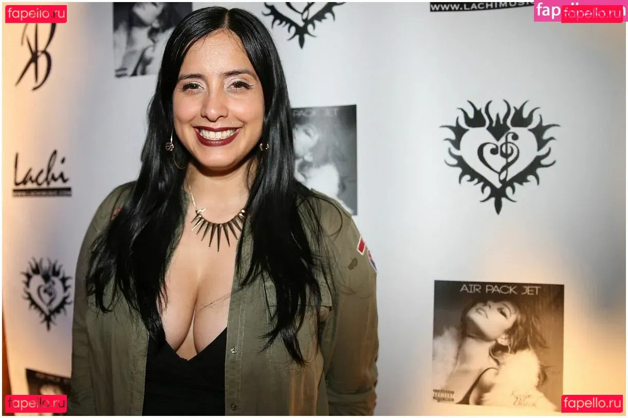 Laura Stylez Onlyfans Photo Gallery 