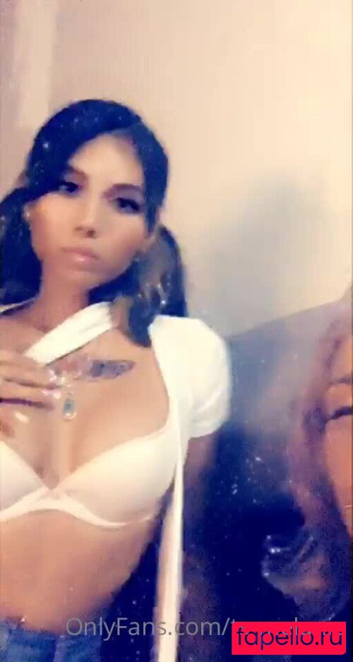 TS Melanie Onlyfans Photo Gallery 