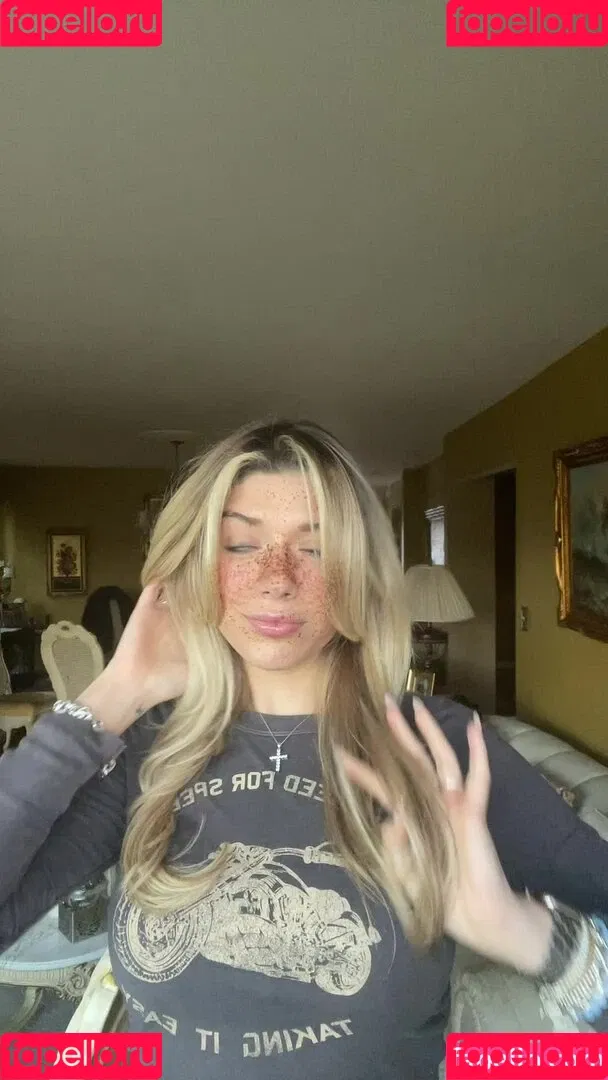Amanda Crisham Onlyfans Photo Gallery 