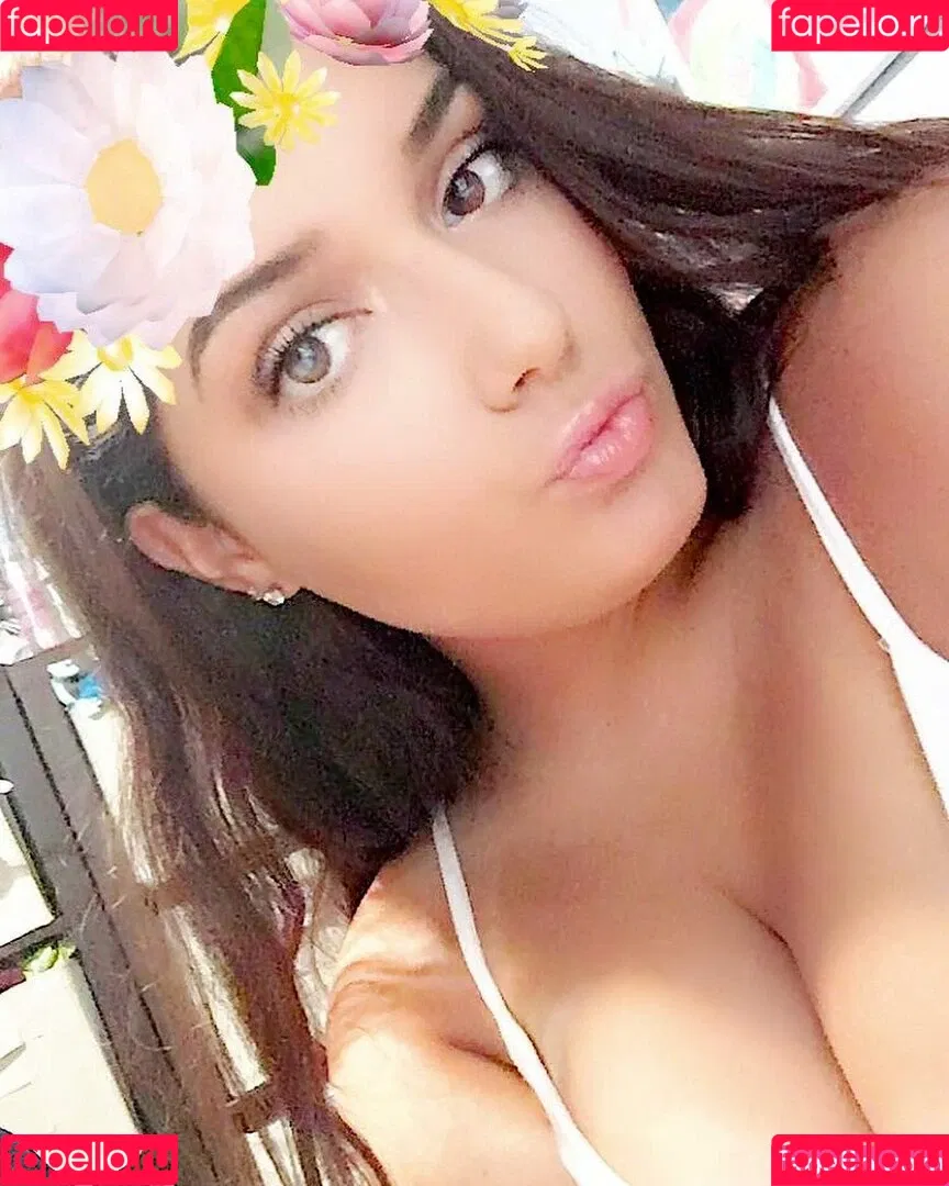 Amanda Crisham Onlyfans Photo Gallery 
