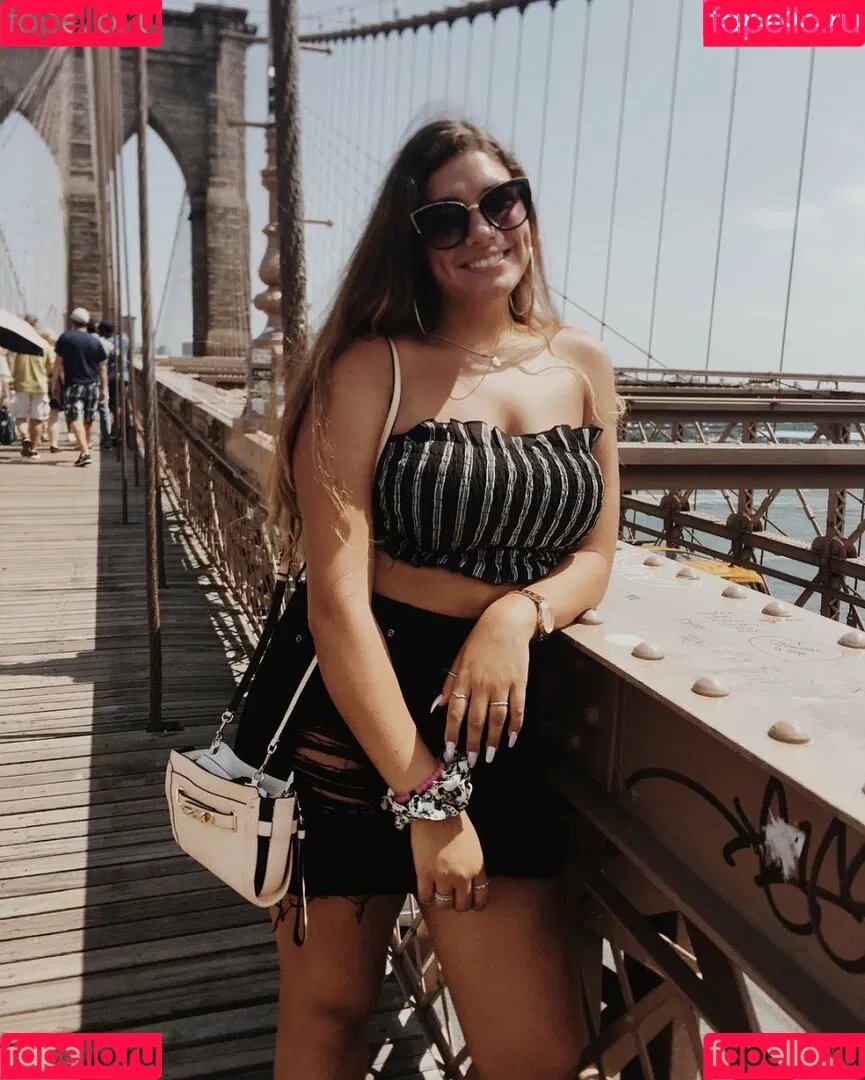 Amanda Crisham Onlyfans Photo Gallery 