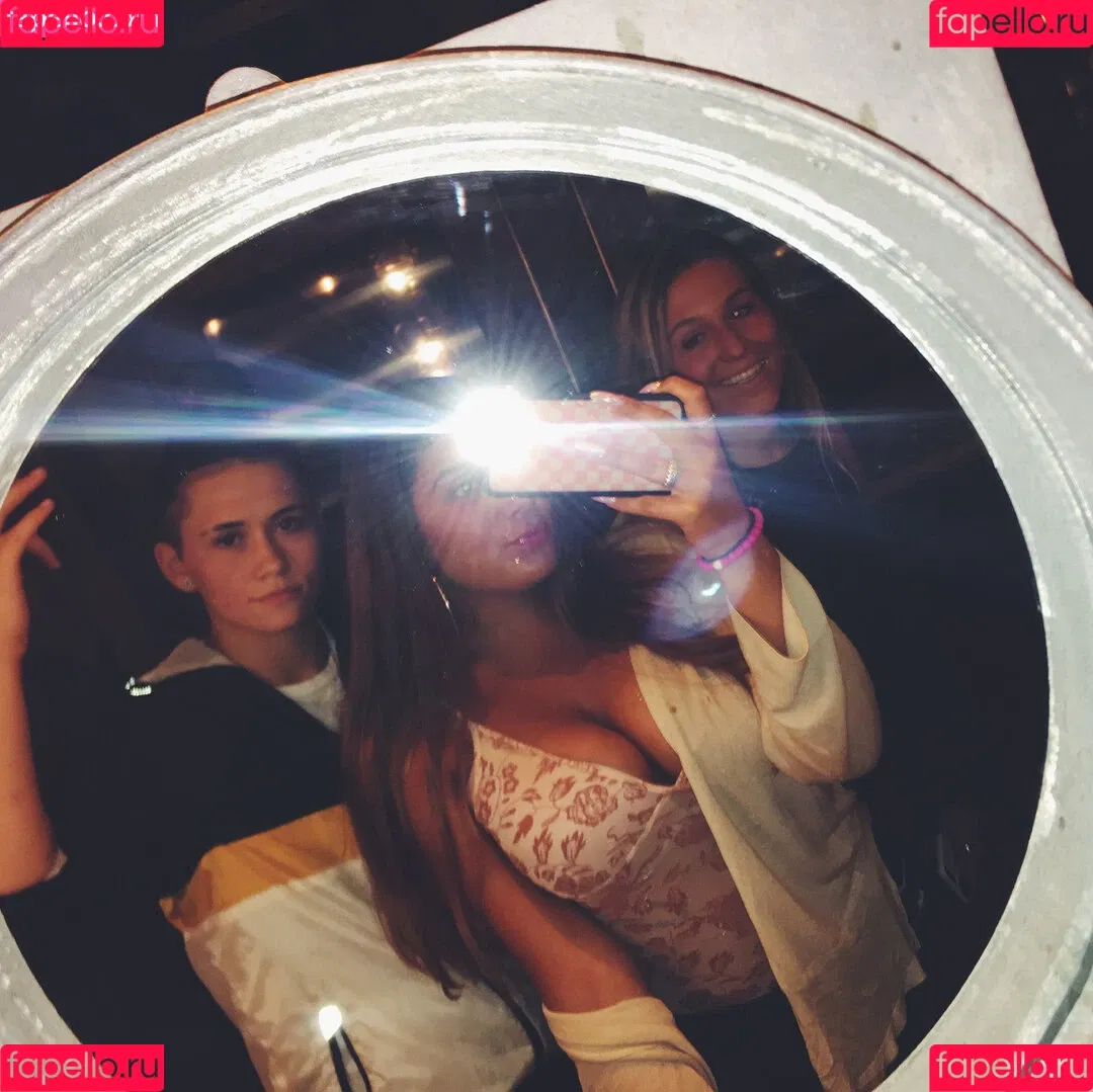 Amanda Crisham Onlyfans Photo Gallery 
