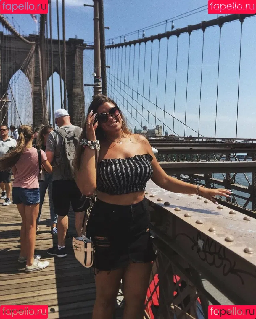 Amanda Crisham Onlyfans Photo Gallery 