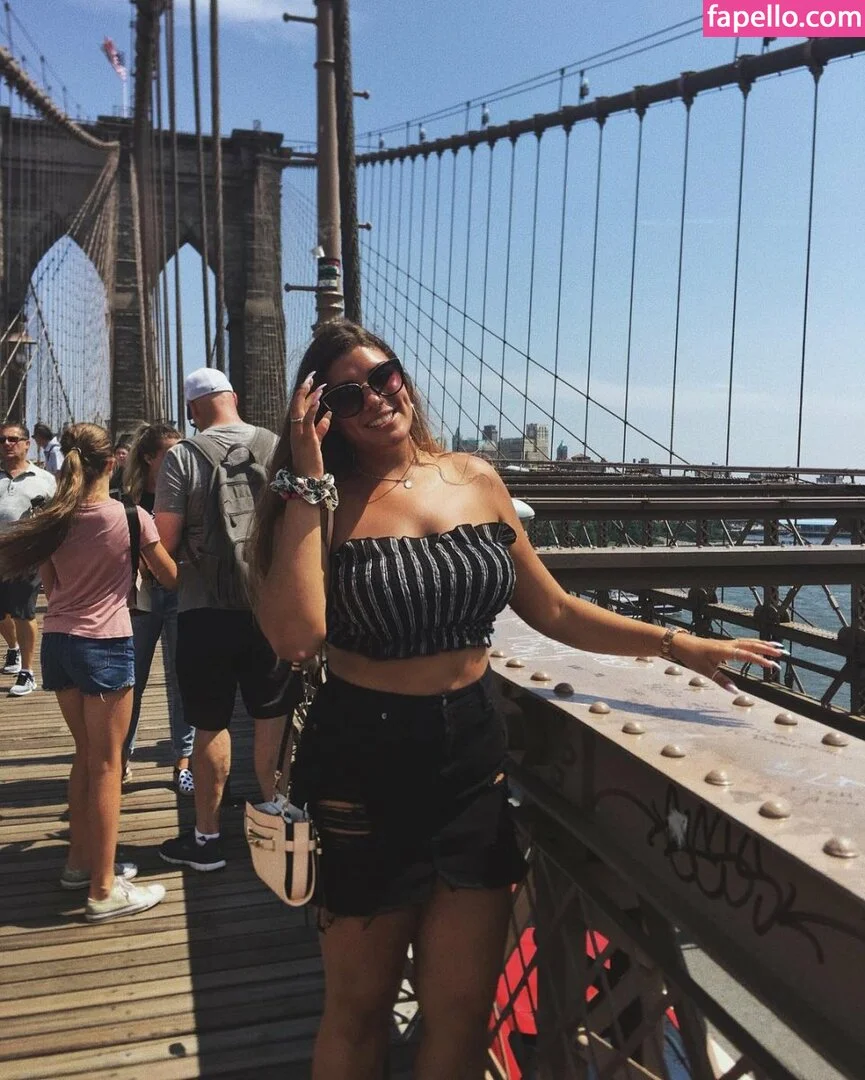 Amanda Crisham Onlyfans Photo Gallery 