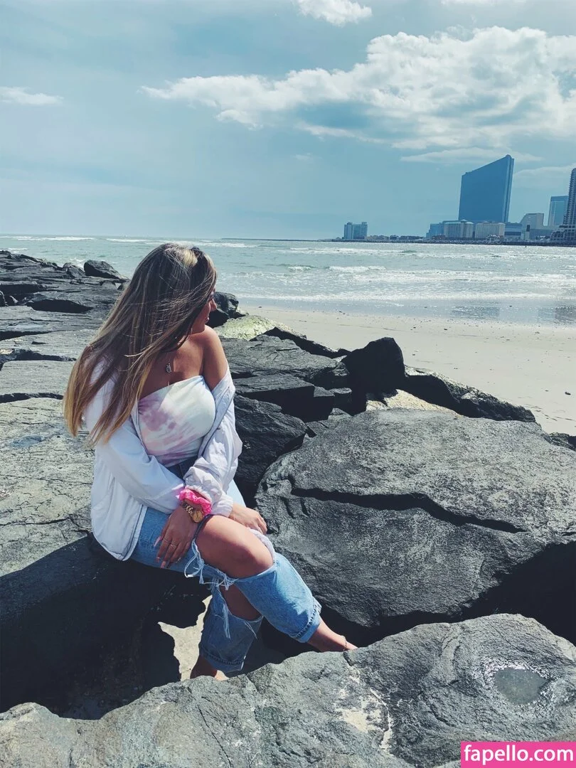 Amanda Crisham Onlyfans Photo Gallery 