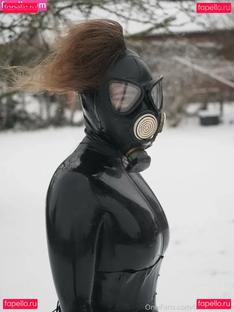 latexblizfree Onlyfans Photo Gallery 