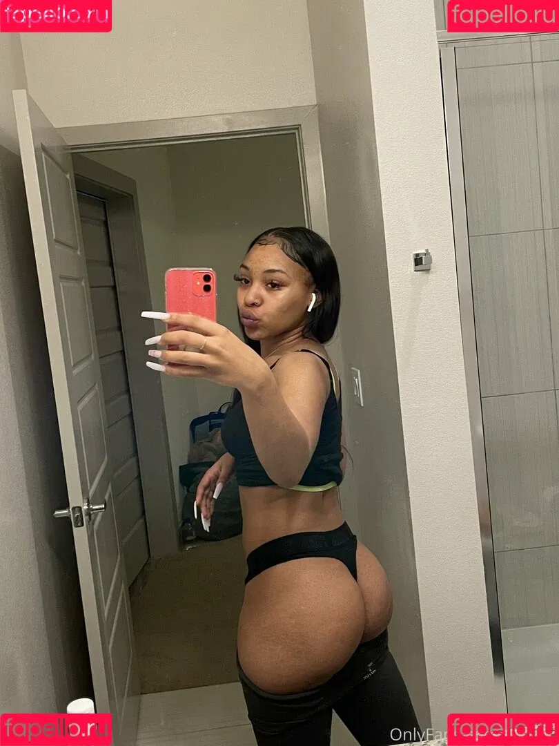 vvkayb Onlyfans Photo Gallery 