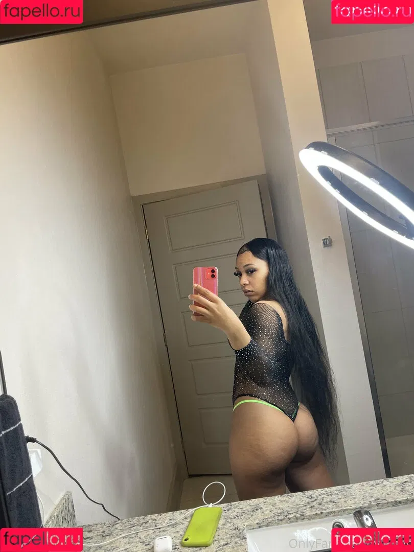 vvkayb Onlyfans Photo Gallery 