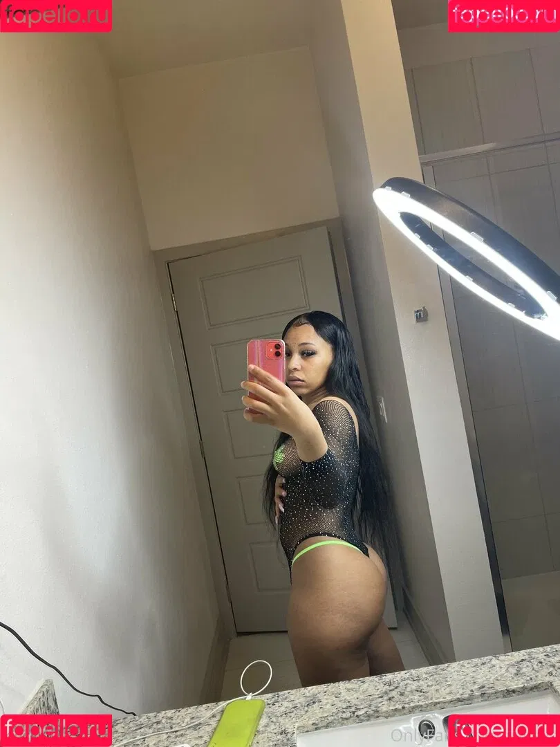 vvkayb Onlyfans Photo Gallery 