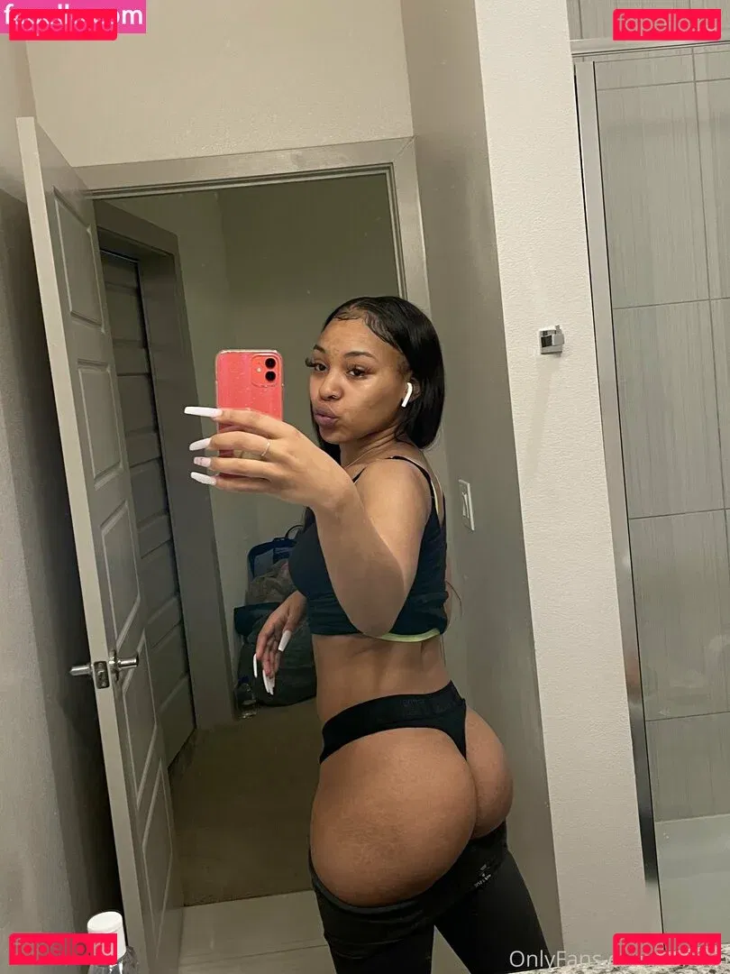 vvkayb Onlyfans Photo Gallery 