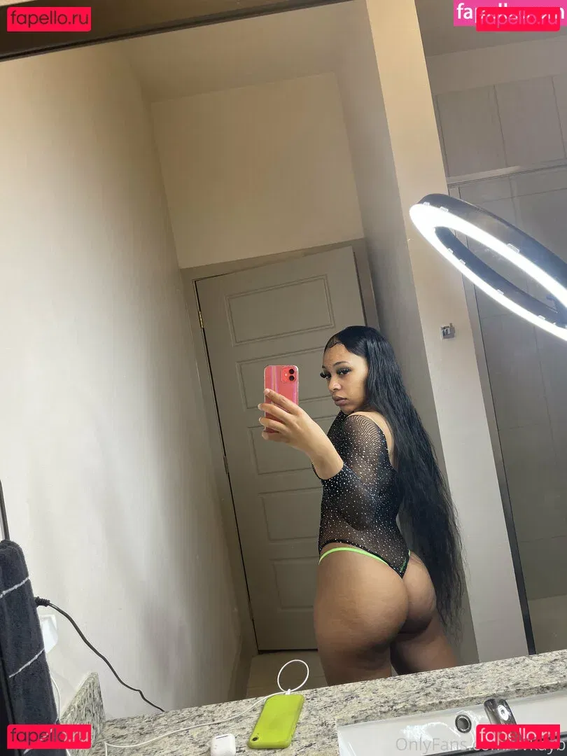 vvkayb Onlyfans Photo Gallery 