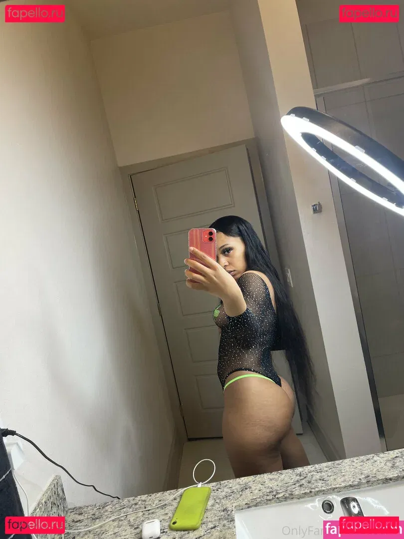 vvkayb Onlyfans Photo Gallery 