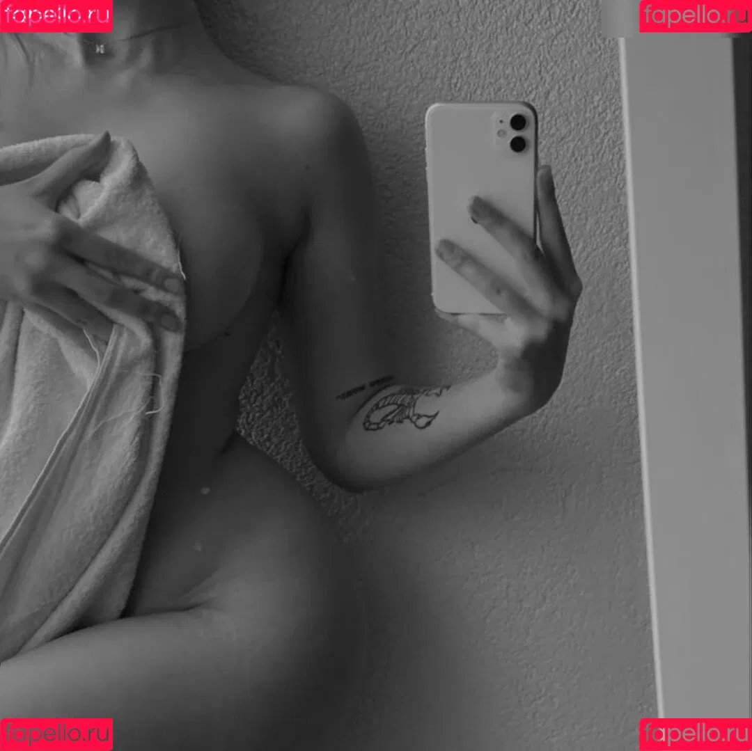 Lara_mde Onlyfans Photo Gallery 