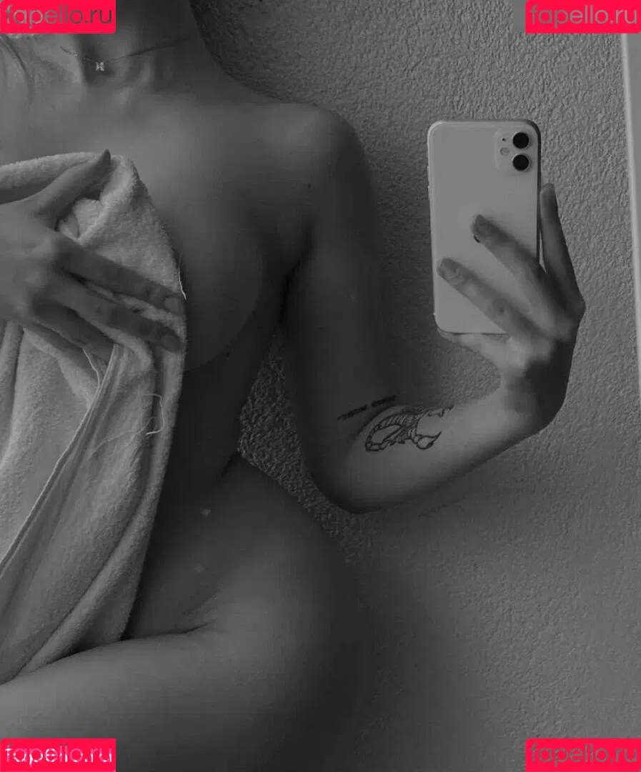 Lara_mde Onlyfans Photo Gallery 