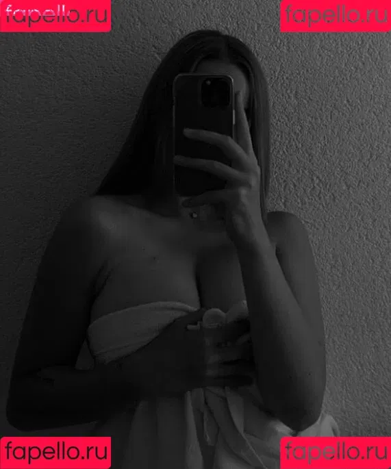 Lara_mde Onlyfans Photo Gallery 