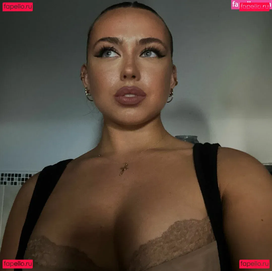 Olivia Alex Onlyfans Photo Gallery 