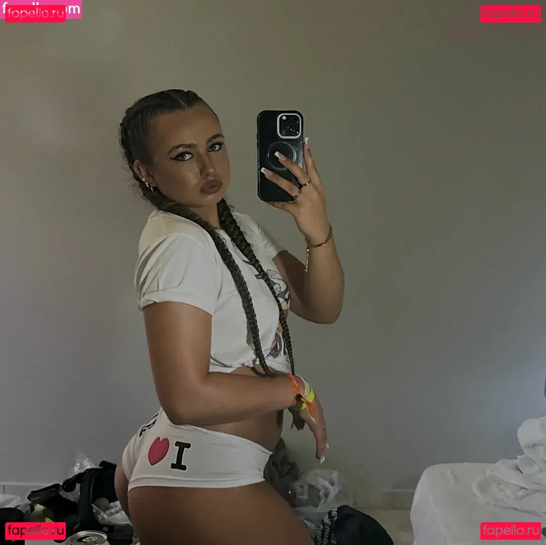 Olivia Alex Onlyfans Photo Gallery 