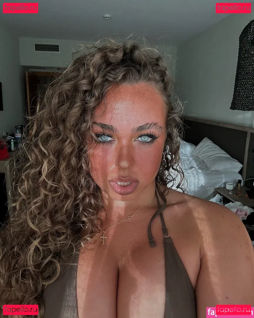 Olivia Alex Onlyfans Photo Gallery 