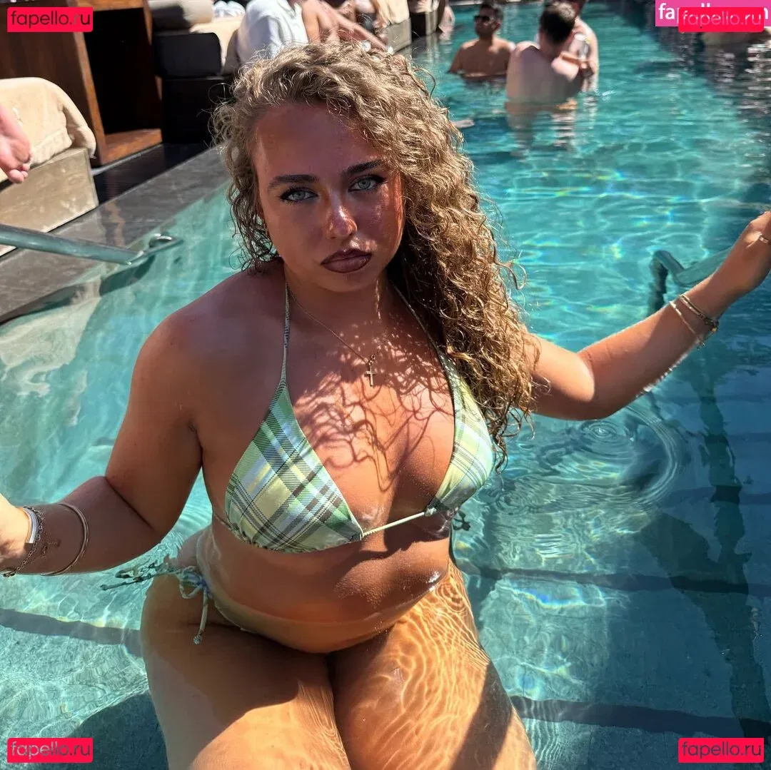 Olivia Alex Onlyfans Photo Gallery 