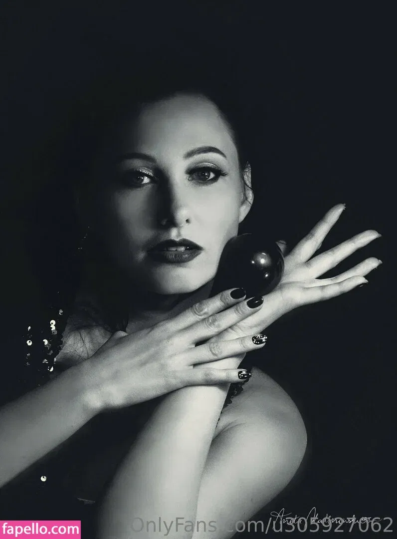 u305927062 Onlyfans Photo Gallery 