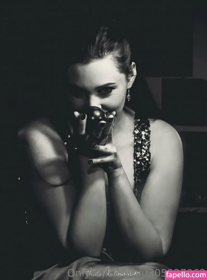 u305927062 Onlyfans Photo Gallery 