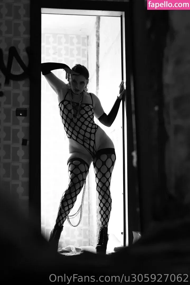 u305927062 Onlyfans Photo Gallery 