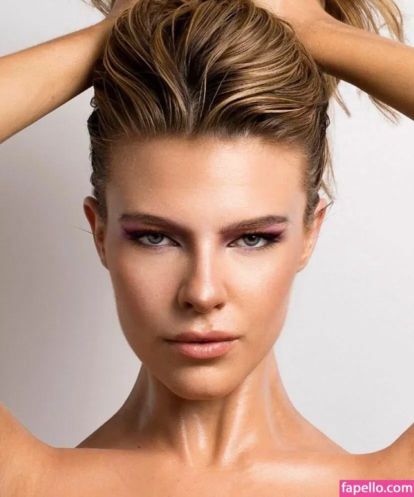 Leah Postol Onlyfans Photo Gallery 