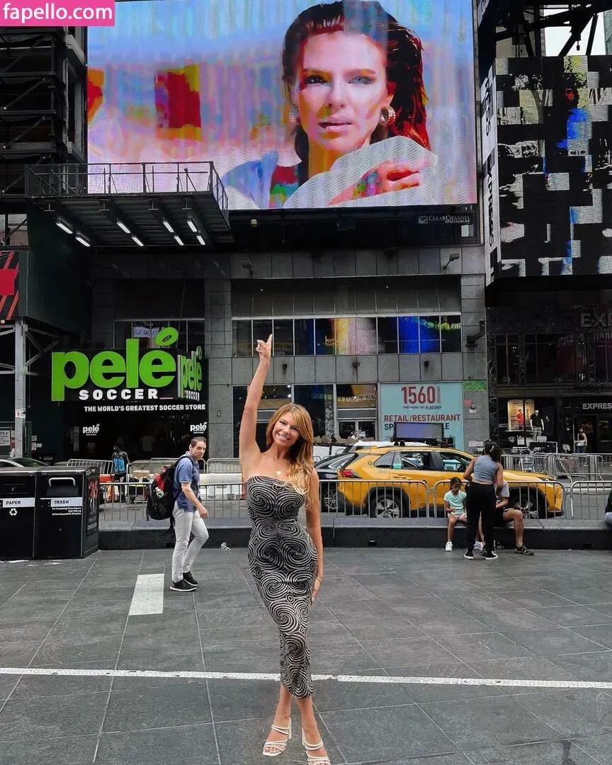 Leah Postol Onlyfans Photo Gallery 