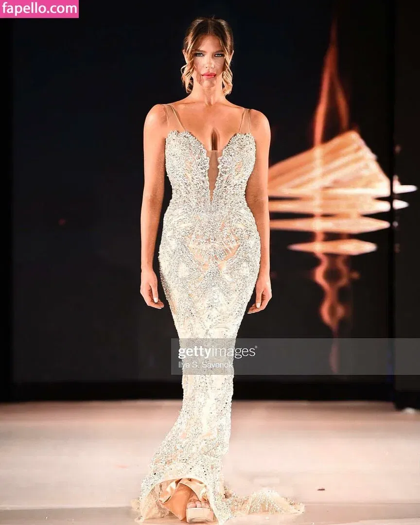 Leah Postol Onlyfans Photo Gallery 