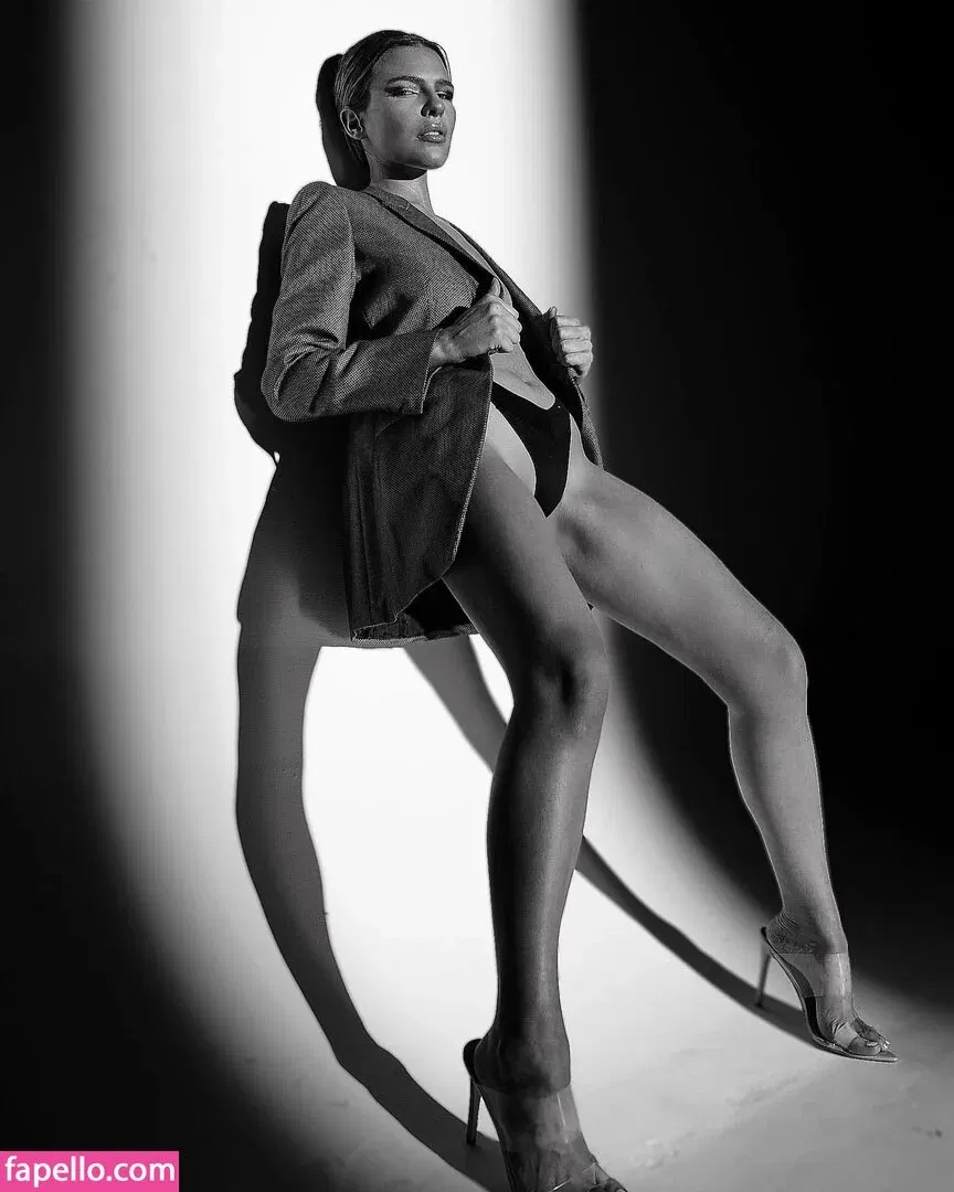 Leah Postol Onlyfans Photo Gallery 