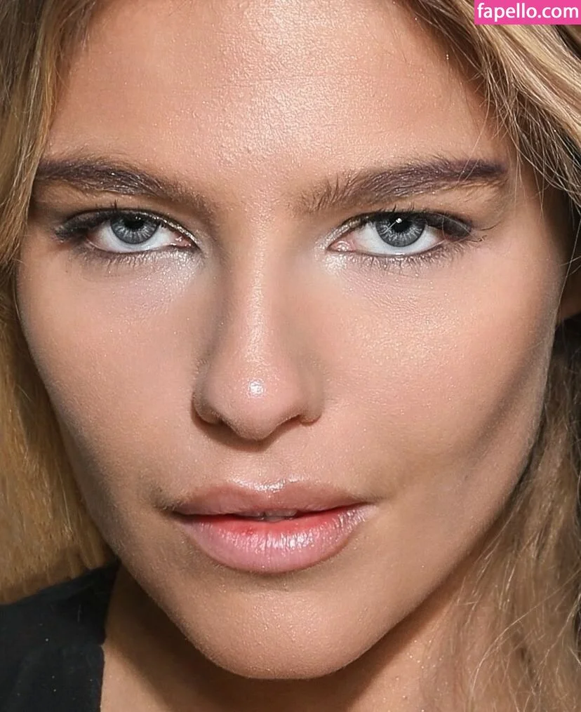 Leah Postol Onlyfans Photo Gallery 