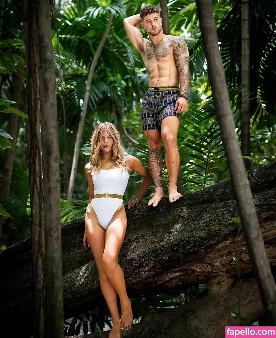 Leah Postol Onlyfans Photo Gallery 